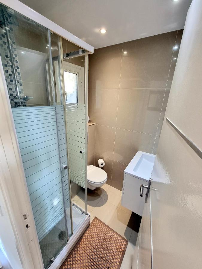 2 Pieces D'Exception Vue Mer Apartment Vence Bagian luar foto